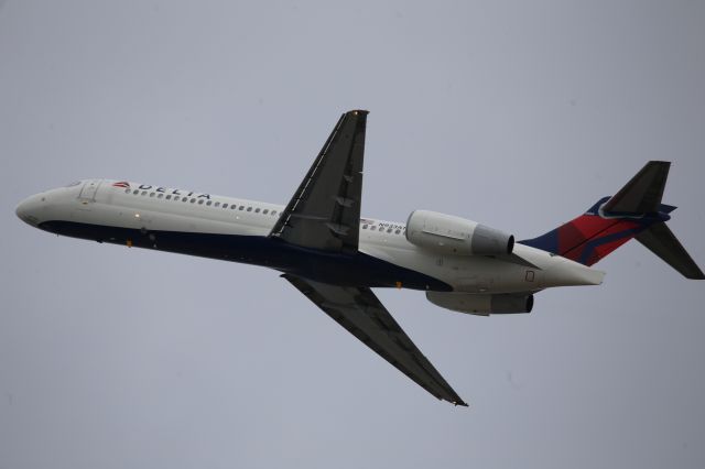 Boeing 717-200 (N933AT)