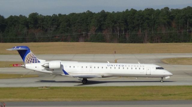 Canadair Regional Jet CRJ-700 (N509MJ) - Taken November 29, 2015. 