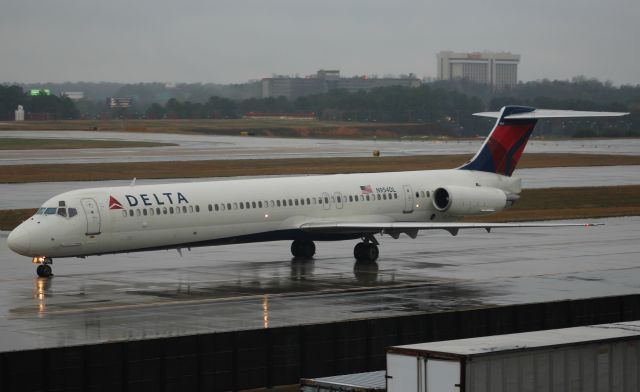 McDonnell Douglas MD-88 (N954DL)