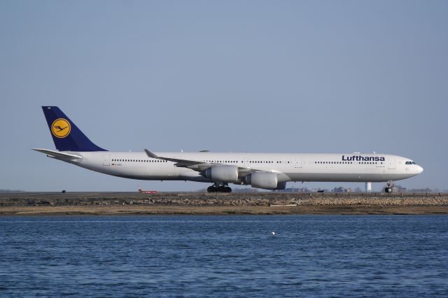 Airbus A340-600 (D-AIHX)