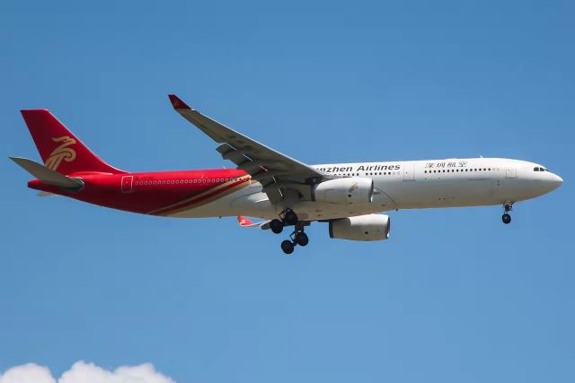 Airbus A330-300 (B-1036)