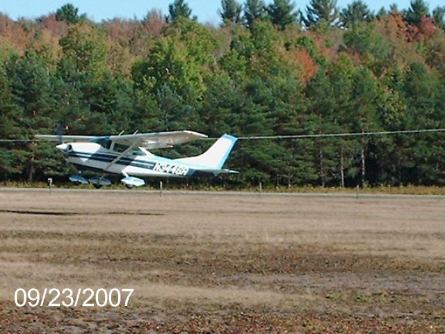 Cessna Skylane (N3446R)