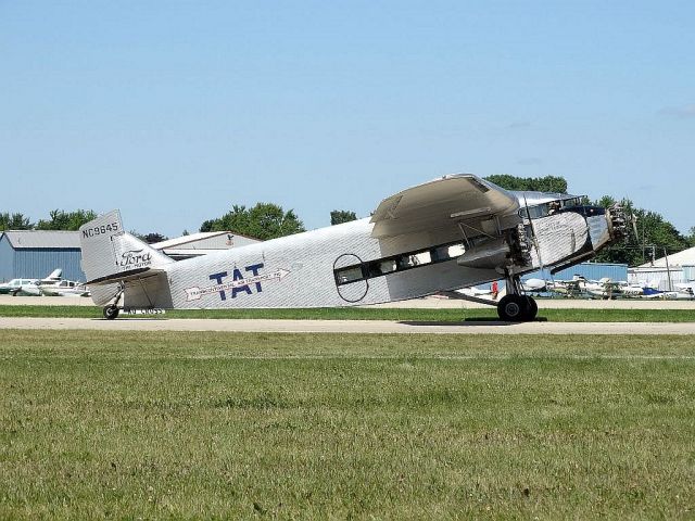 Ford Tri-Motor (N9645)