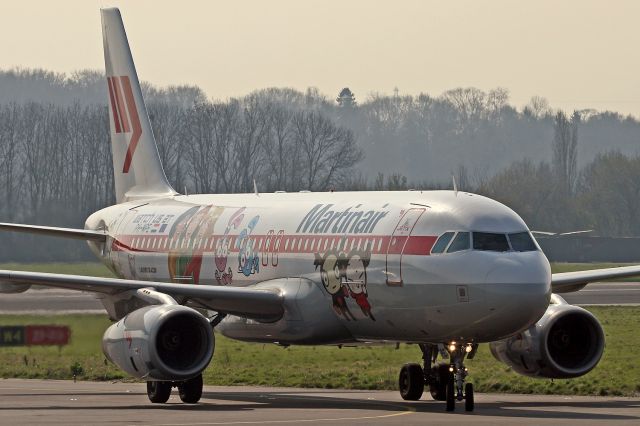 Airbus A320 (PH-MPE)