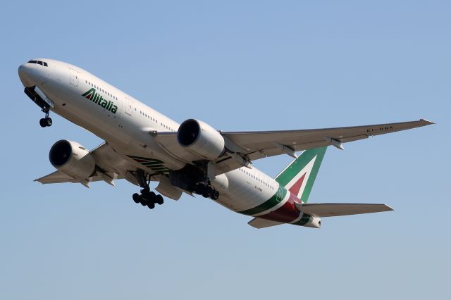 Airbus A330-300 (EI-DBK)