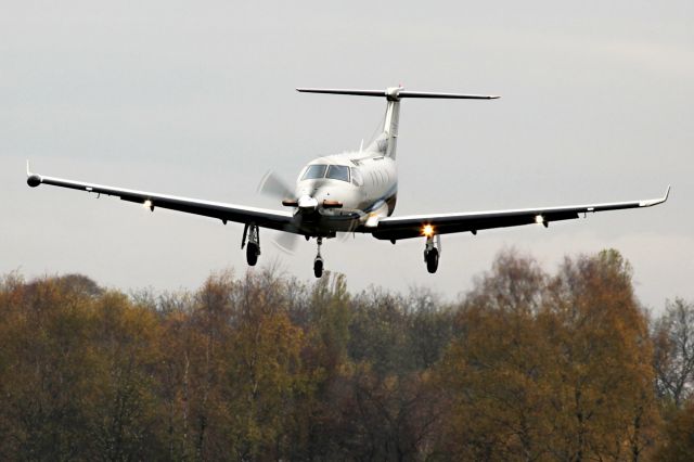 Pilatus PC-12 (N212LT)