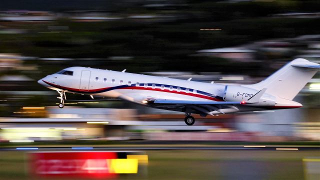 Bombardier Global Express (LNX12MO)