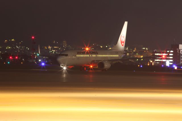 Boeing 737-800 (JA349J) - 26 October 2015:HKD-HND.