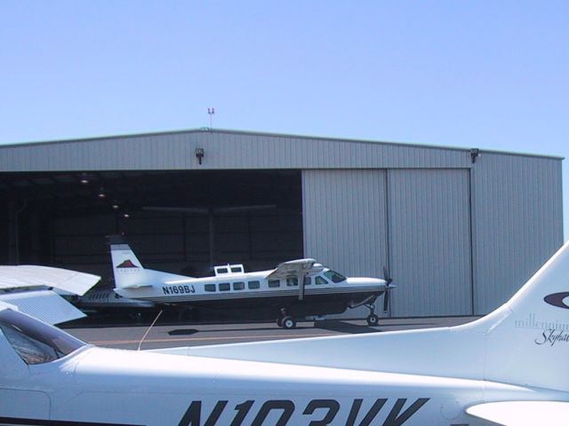 Cessna Caravan (N169BJ)