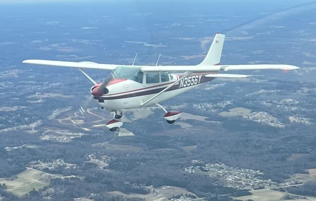 Cessna Skylane (N3556Y)