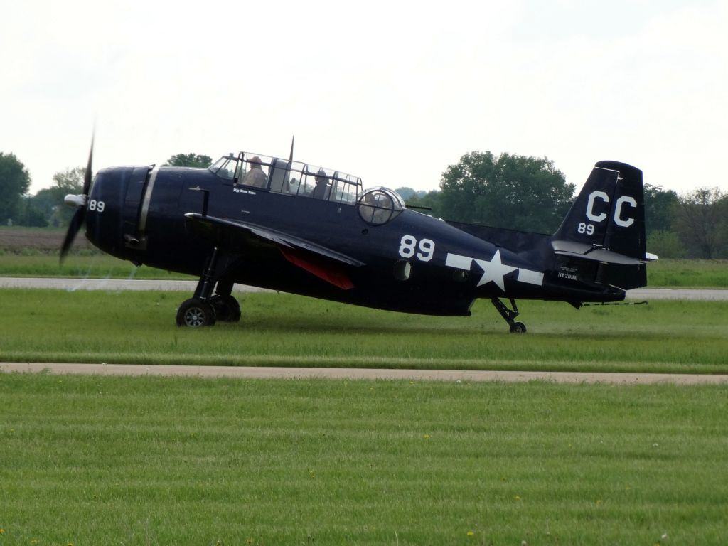 Grumman G-40 Avenger (N293E)