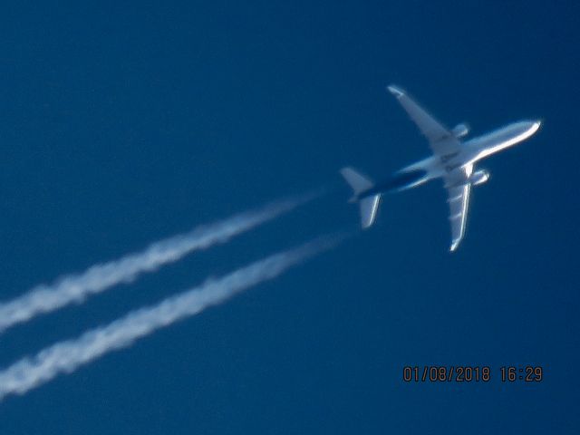 Embraer 175 (N183SY)