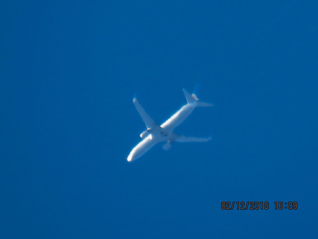 Boeing 737-900 (N39426)