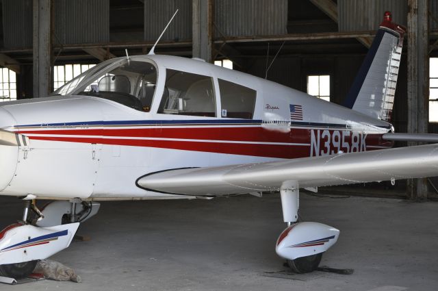 Piper Cherokee (N3958K)