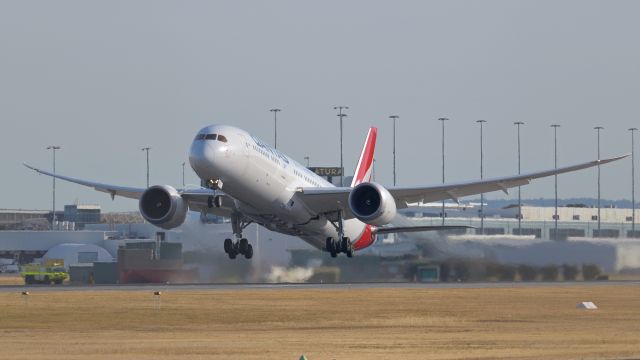 Boeing 787-9 Dreamliner (VH-ZNG) - ADELAIDE AIRPORT, Sunday morning, January 16, 2022. Special flight QF1330 departs on a round trip scenic flight to Antarctica.