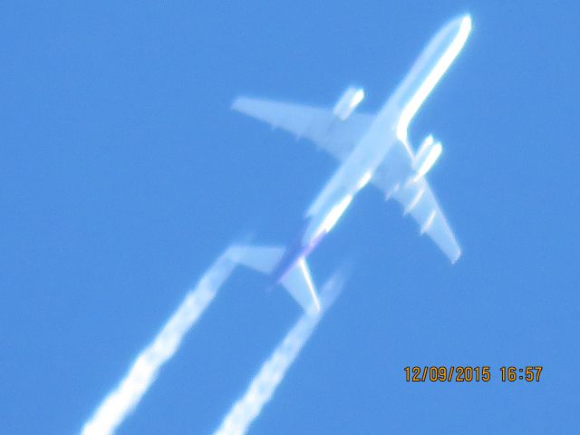 Boeing 757-200 (N938FD)