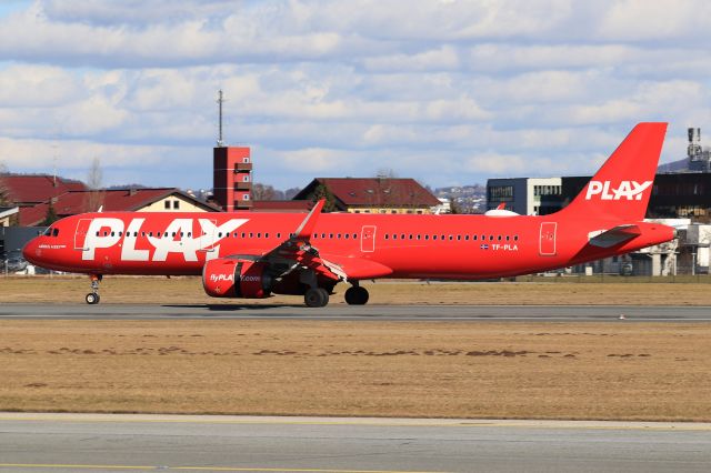 Airbus A321neo (TF-PLA)