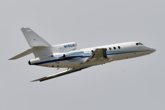 Dassault Falcon 50 (N752JC)