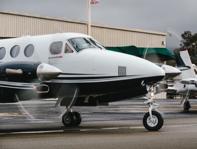 Beechcraft Super King Air 350 (N359DC)