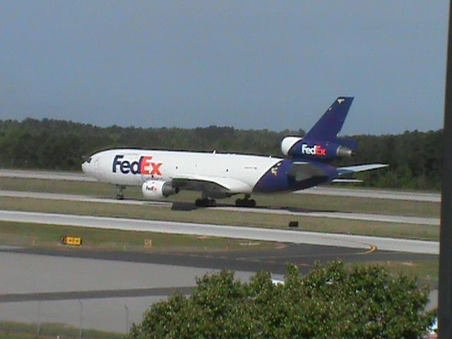 McDonnell Douglas DC-10 (N567FE)