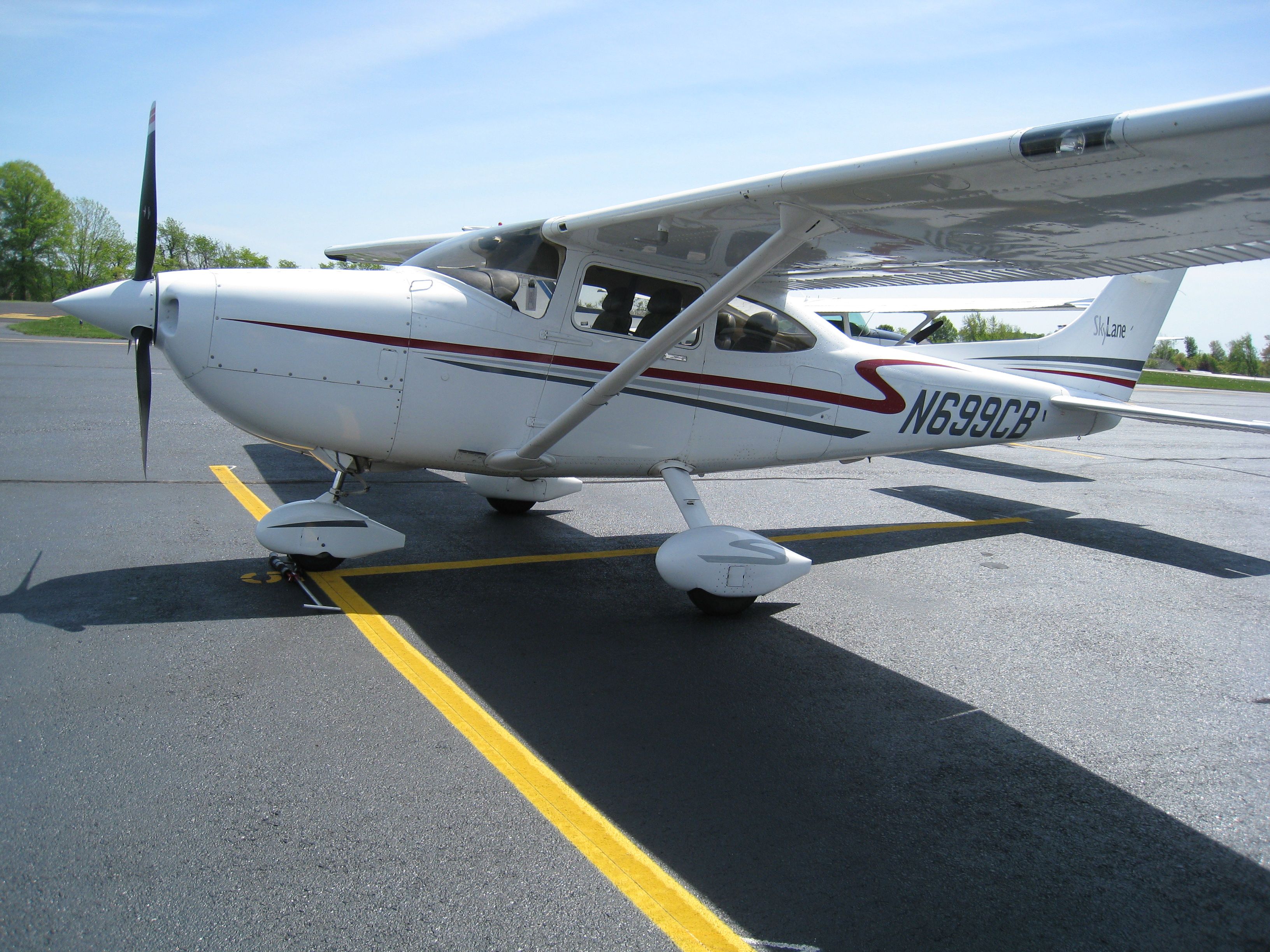 Cessna Skylane (N699CB) - 99ers Poker Run 2010