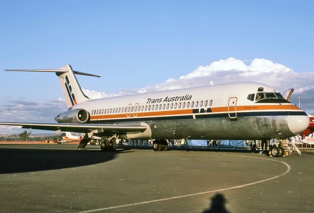 BOEING 767-300 (VH-TJR) - TRANS AUSTRALIA AIRLINES - TAA MCDONNEL DOUGLAS DC-9-31 - REG VH-TJR (CN 47528) - MANGALORE AIRPORT VIC. AUSTRALIA - YMNG (7/4/1985) TAKEN AT THE MANGALORE AIR SHOW 1985