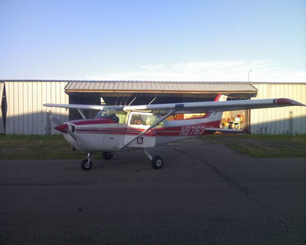 Cessna Skyhawk (N97163)