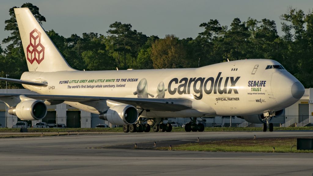 Boeing 747-400 (LX-ECV) - Cargolux Sea Life Trust livery taxiing to East Cargo ramp KIAH