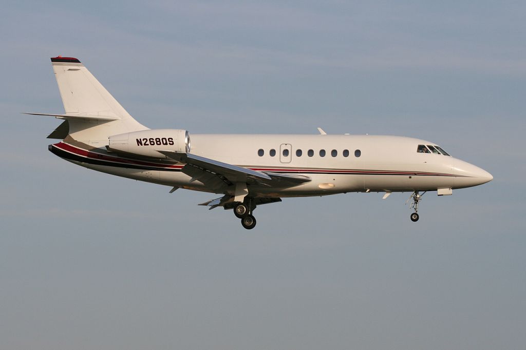 Dassault Falcon 2000 (N268QS)