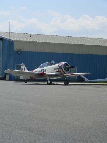 North American T-6 Texan (UNKNOWN) - 1943 AT-6 Texan on it's way home after Airventure unknown n-number.