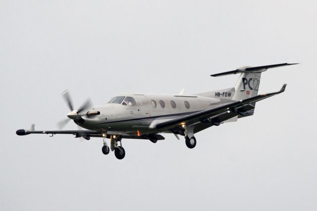 Pilatus PC-12 (HB-FOW)