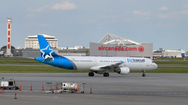 Airbus A321 (C-GEZJ) - Air Transat Airbus A321-211 C-GEZJ in Montréal 