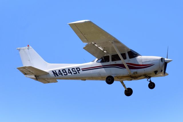 Cessna Skyhawk (N494SP)