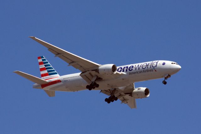 Boeing 777-200 (N796AN) - American B777-200 in One World livery on approach to Boston Logan from MIA on 4/14/21.