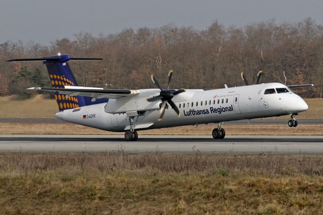 de Havilland Dash 8-400 (D-ADHR) - "Lufthansa Regional" livery