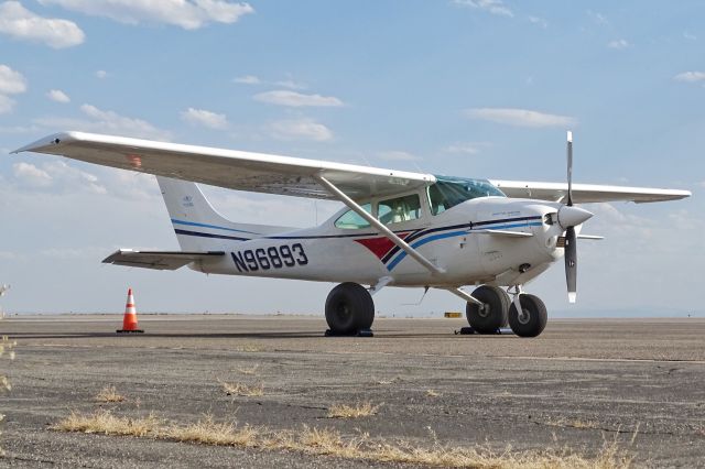 Cessna Skylane (N96893) - 1979 N96893 Cessna 182Q c/n 18266890 with Peterson/King Katmai Kits installed. This is an ultra STOL aircraft with a rotation speed of 35 knots and 260HP.br /br /Seen at KBJC on 8/20/19