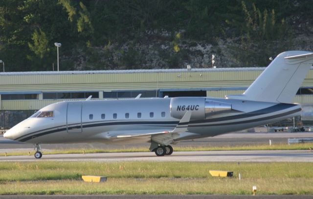 Canadair Challenger (N64UC)