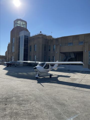 FLIGHT DESIGN CT (N169CT)