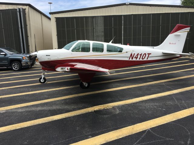 Beechcraft Bonanza (36) (N410T)