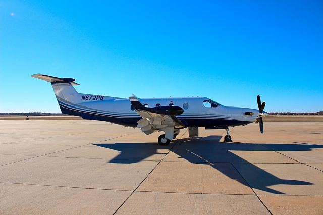 Pilatus PC-12 (N672PB)