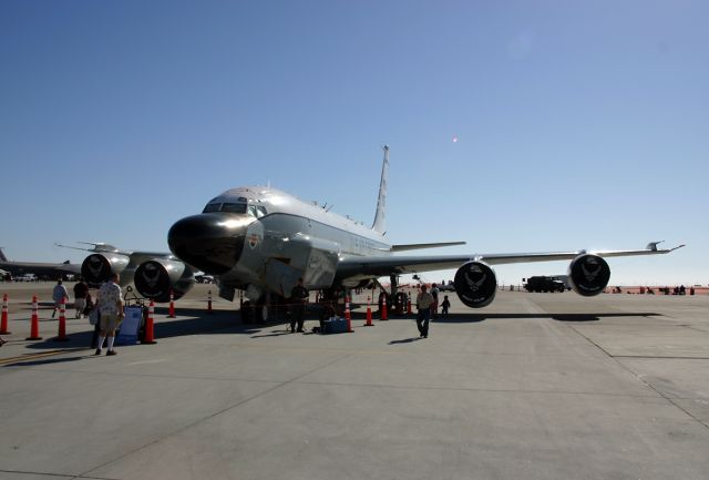 Boeing C-135B Stratolifter (62-4125) - Another view of the Rivet Joint...Travis AFB 2008 Airshow. Note the Dude in the white socks on the left...