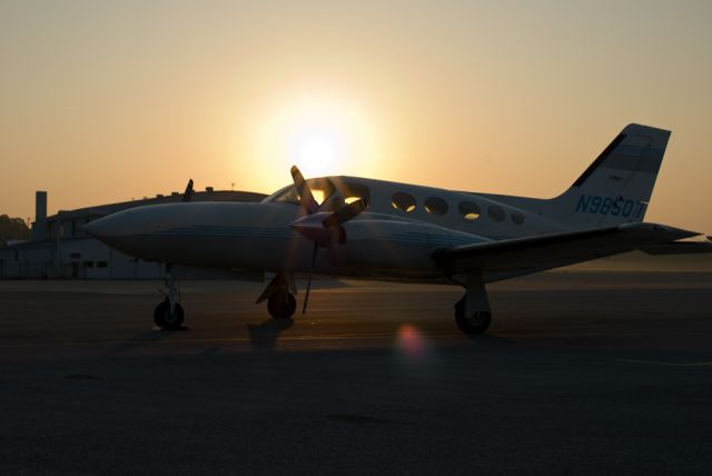 Cessna 421 (N98507)