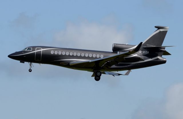 Dassault Falcon 7X (G-VITA)