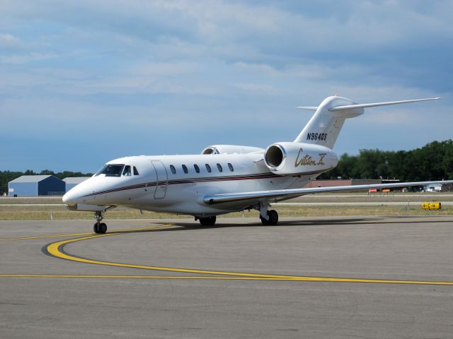 Cessna Citation X (N964QS) - The fastest business jet in the market.