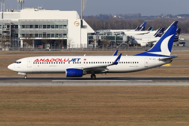 Boeing 737-800 (TC-JFF)
