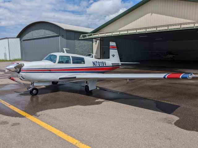 N7019V —