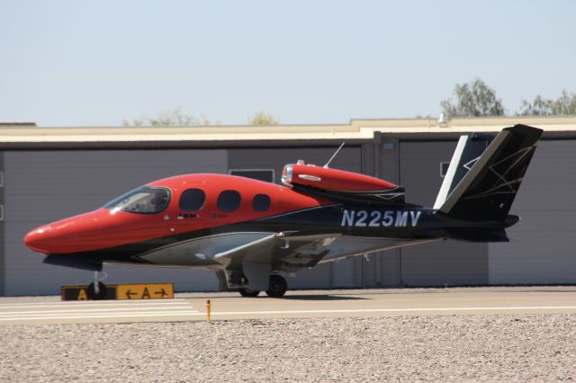 Cirrus Vision SF50 (N225MV) - 07MAY24