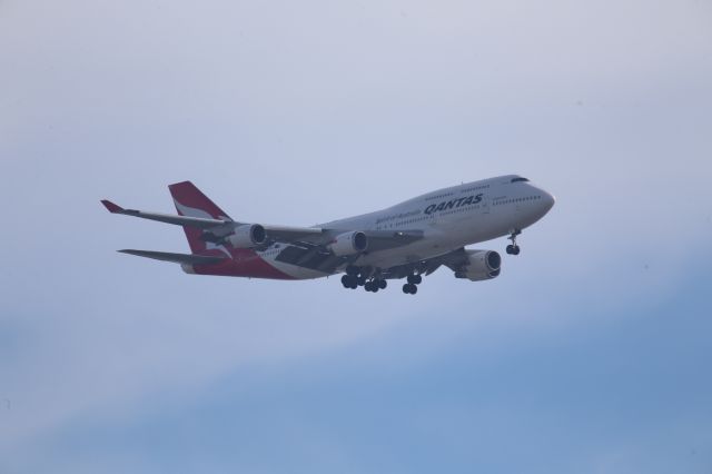 Boeing 747-400 (VH-OEE)