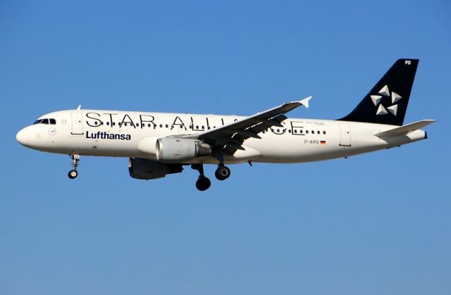 Airbus A320 (D-AIPD)