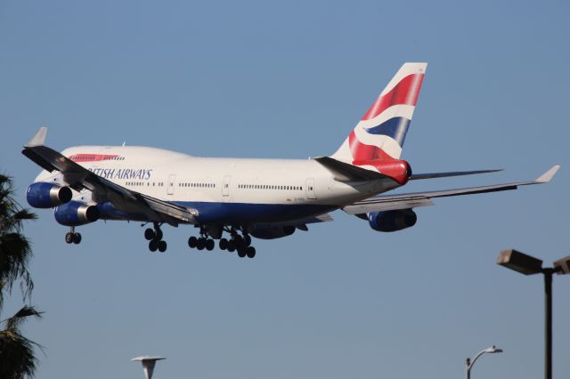 Boeing 747-400 (G-CIVX)